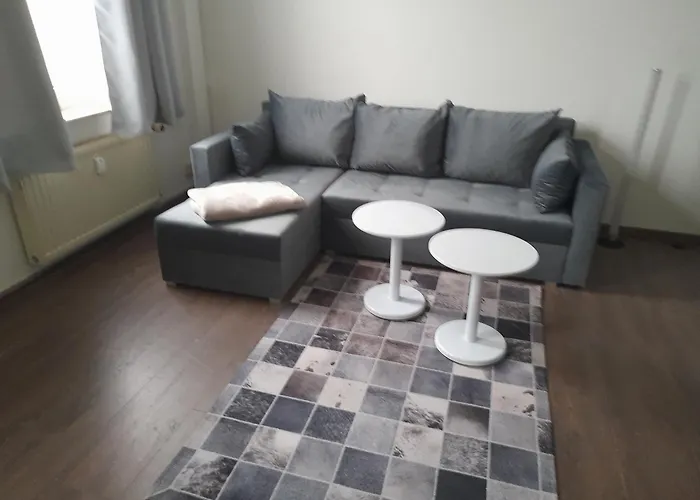 2 Raum In Der Naehe Des August Horch Museum *