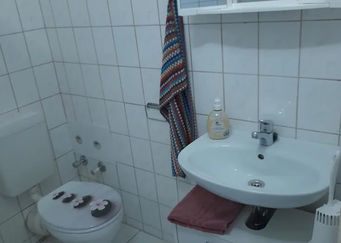 2 Raum In Der Naehe Des August Horch Museum * اتسوكو