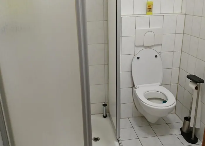 2 Raum In Der Naehe Des August Horch Museum شقة