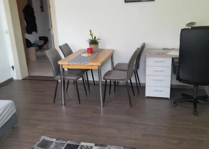 شقة 2 Raum In Der Naehe Des August Horch Museum *